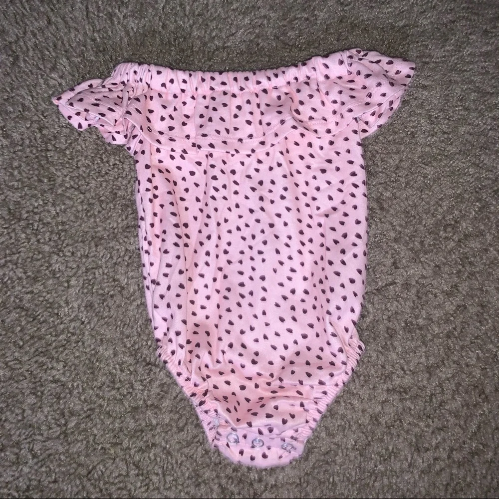 Valentine’s day Heart pattern pink boutique onesie 0-3 months